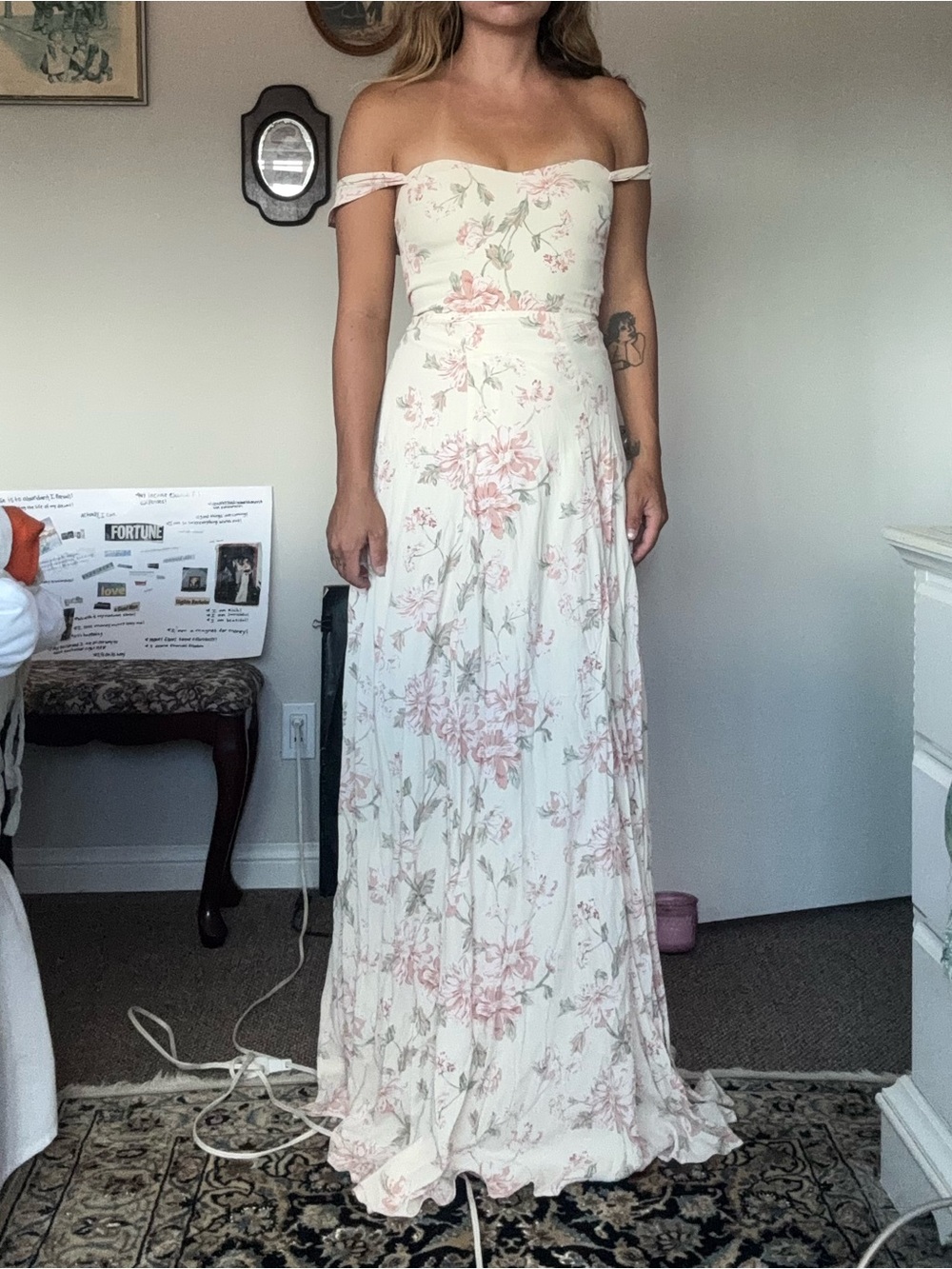 Dress - Picture 3 of 6